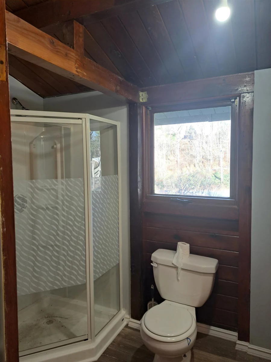 Walk-In Closet Photo of 37318 Ward Road, Abbotsford, BC