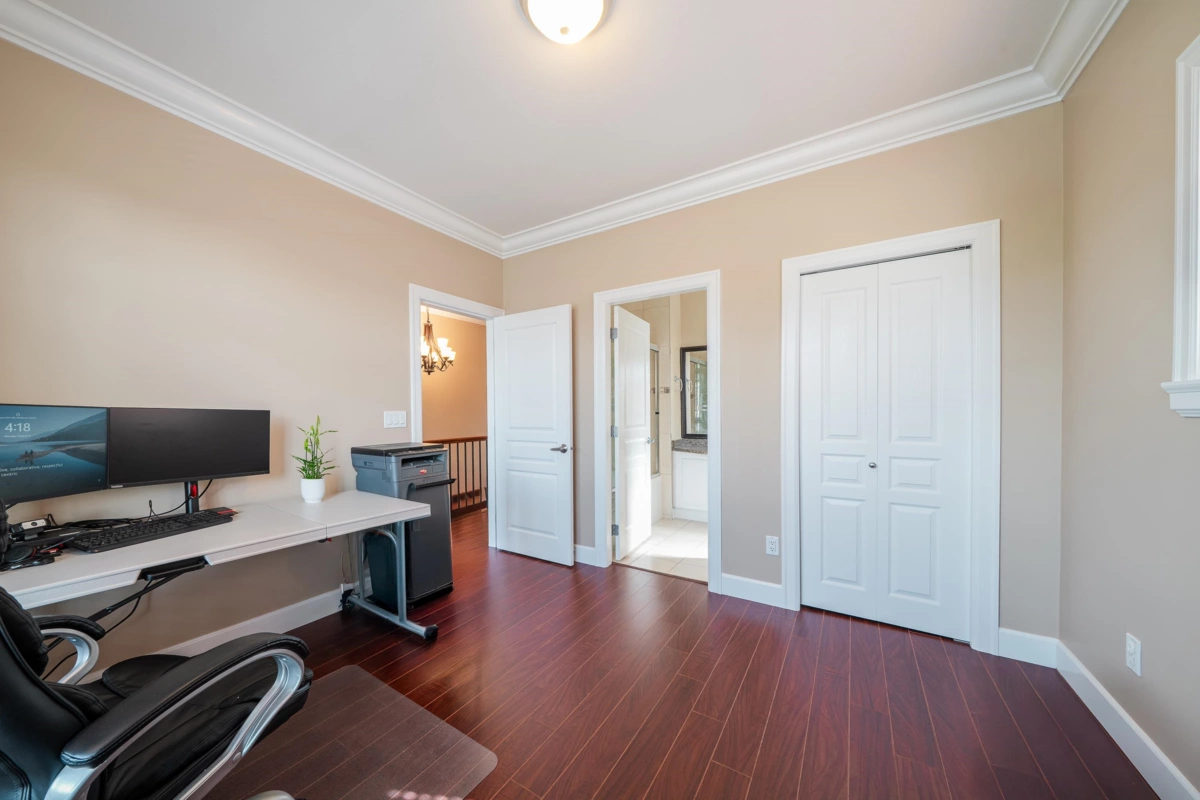 Hot Tub / Spa Photo of 3968 Spruce Street, Burnaby, BC