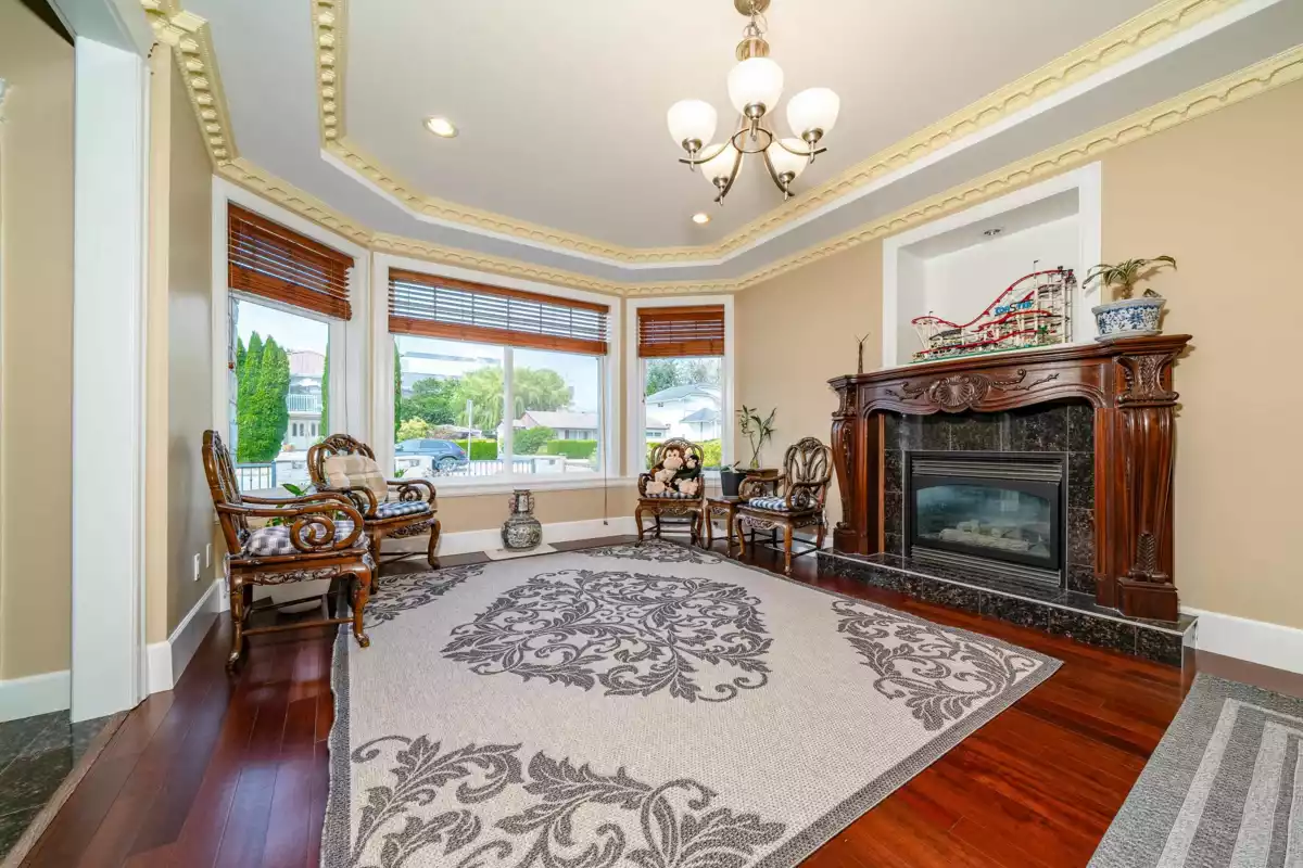 Kitchen Island Photo of 3968 Spruce Street, Burnaby, BC