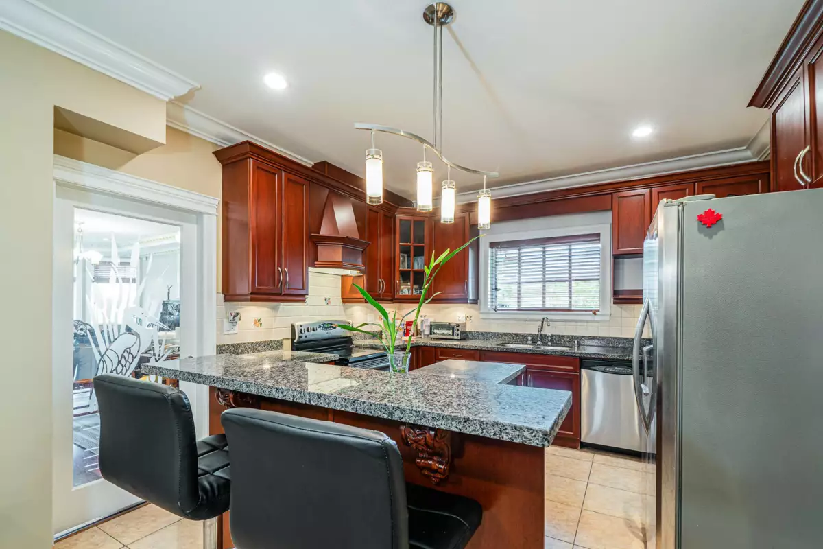 Loft / Bonus Room Photo of 3968 Spruce Street, Burnaby, BC