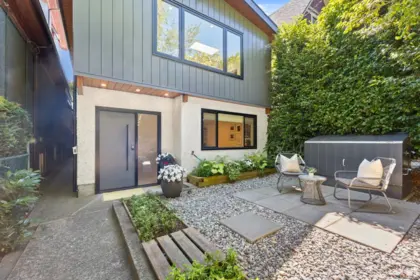 1346 E 15th Avenue, Vancouver, BC, Vancouver — Single Family Residence for sale