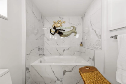Guest Bathroom Photo of 2002 1245 Quayside Drive, New Westminster, BC
