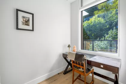 Office / Den Photo of 408 6687 Nelson Avenue, West Vancouver, BC