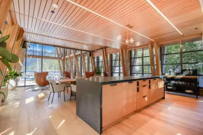 Swimming Pool Photo of 408 6687 Nelson Avenue, West Vancouver, BC
