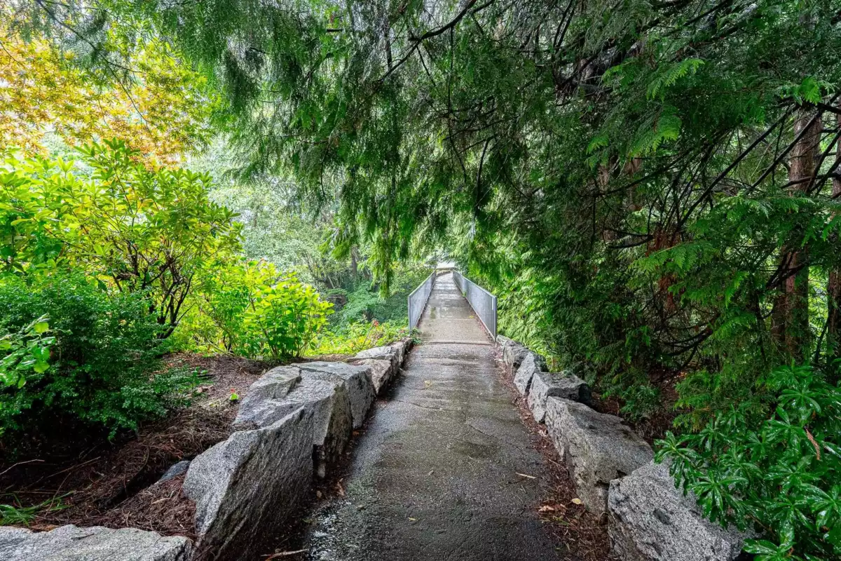 Neighborhood Park Photo Near 5 1786 Esquimalt Avenue, West Vancouver, BC