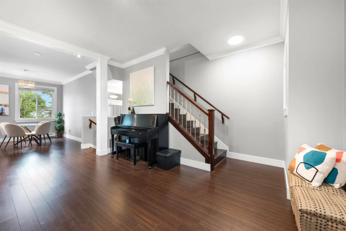 Dining Area Photo of 4 7520 Gilbert Road, Richmond, BC