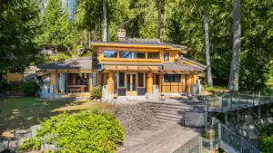 1010 Taki-Te-Si Road, Gambier Island, BC