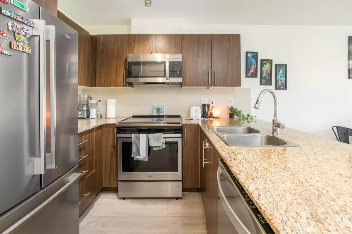 Dining Area Photo of 425 8915 202 Street, Langley, BC