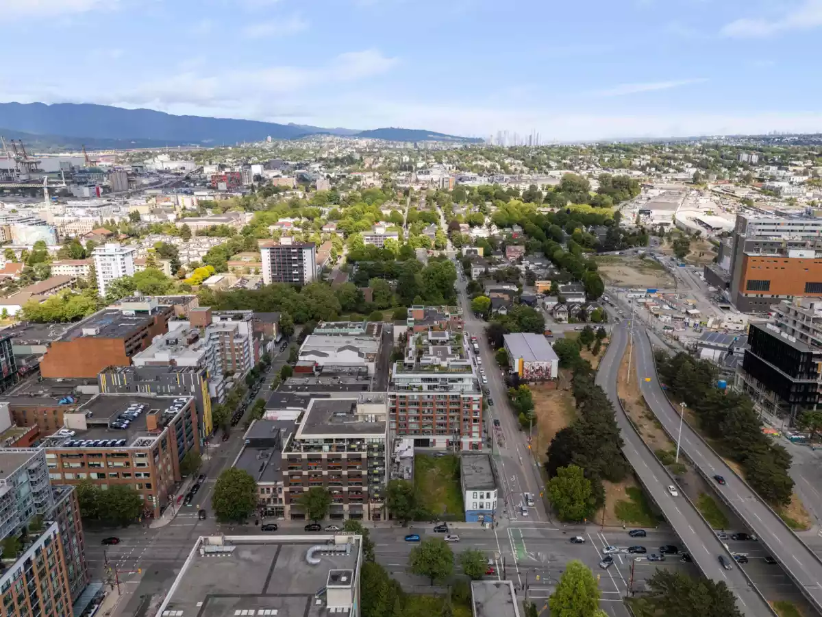 Fitness Center Photo Near 903 221 Union Street, Vancouver, BC