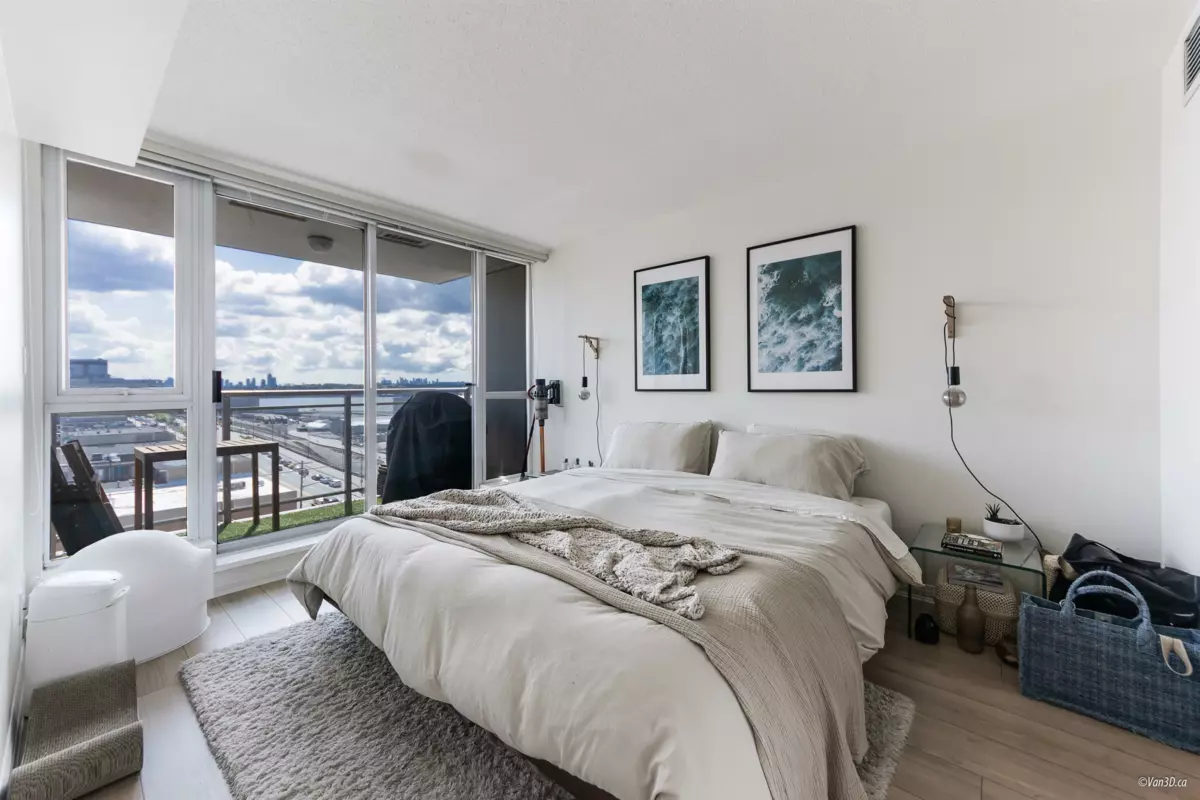 Bedroom 2 Photo of 1002 188 E Esplanade Esplanade, North Vancouver, BC