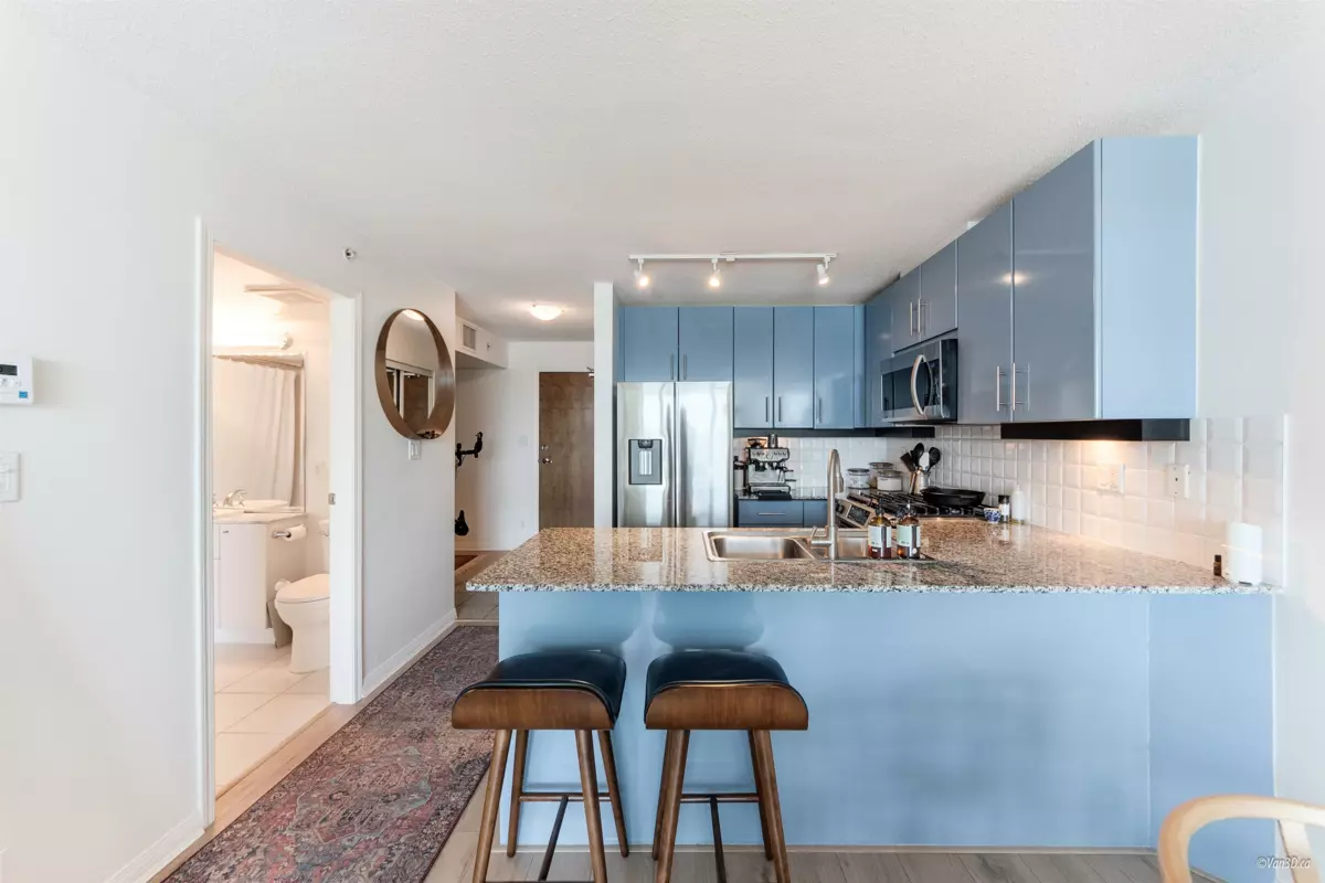 Breakfast Nook Photo of 1002 188 E Esplanade Esplanade, North Vancouver, BC