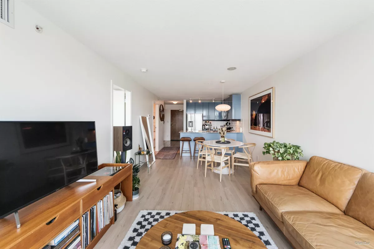 Dining Area Photo of 1002 188 E Esplanade Esplanade, North Vancouver, BC