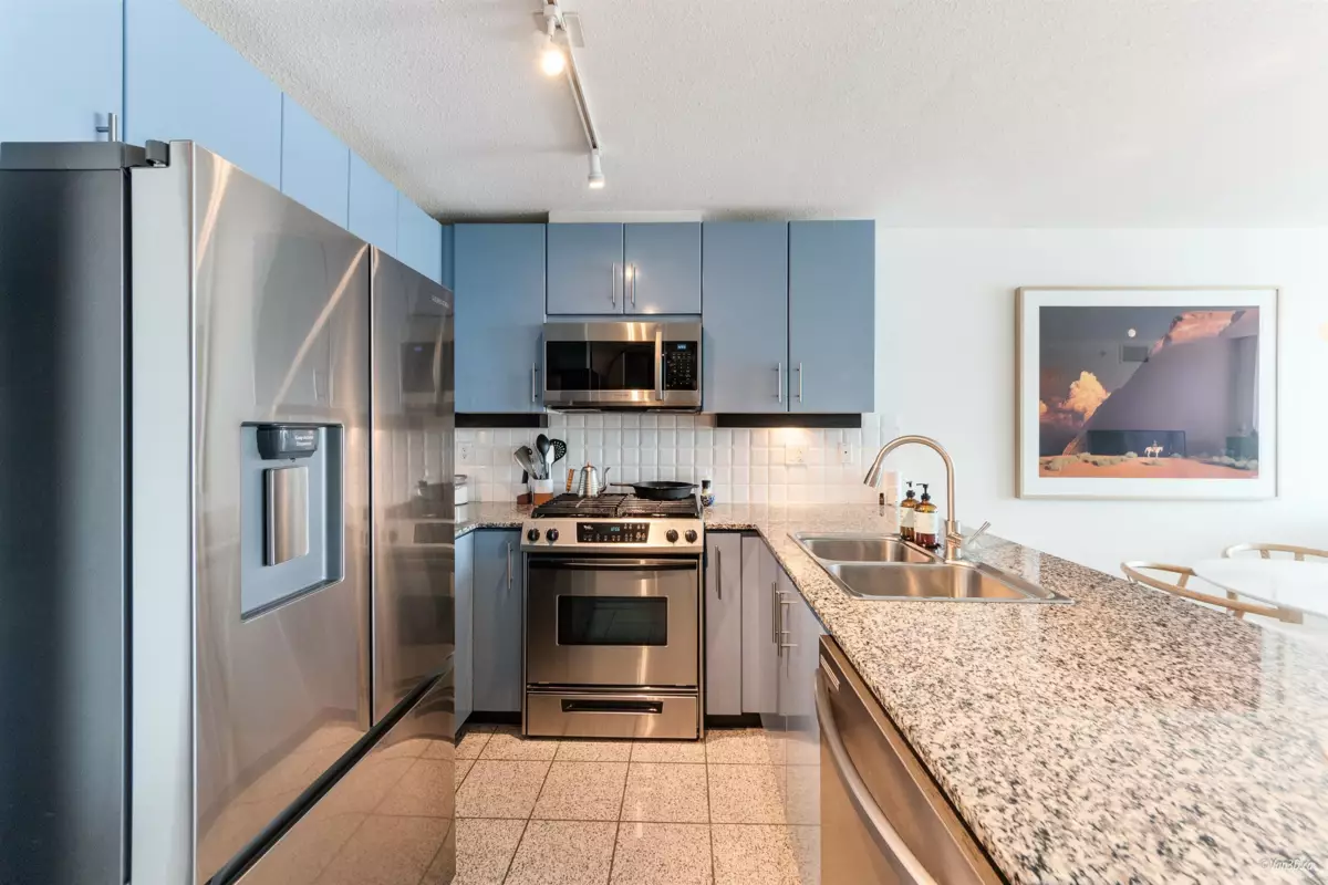 Primary Bedroom Photo of 1002 188 E Esplanade Esplanade, North Vancouver, BC