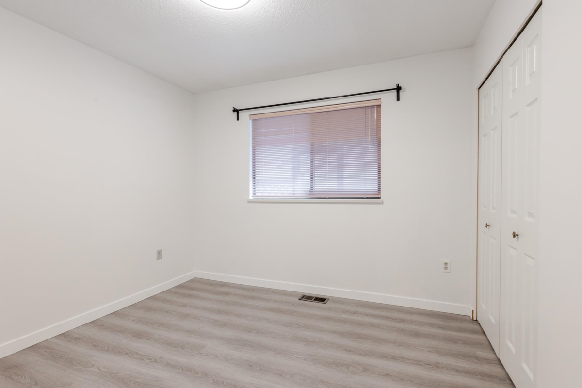Mudroom Photo of 10467 Glenbrook Grove, Surrey, BC