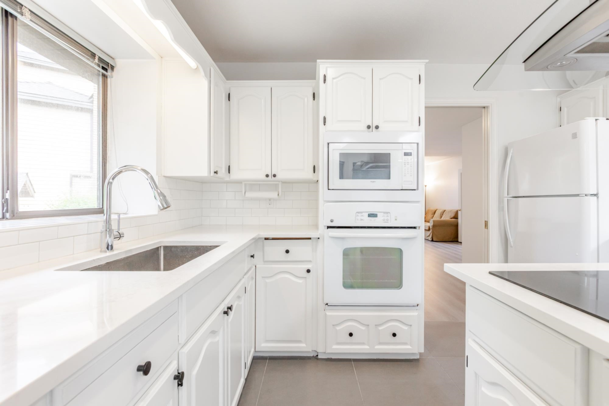 Walk-In Closet Photo of 10467 Glenbrook Grove, Surrey, BC