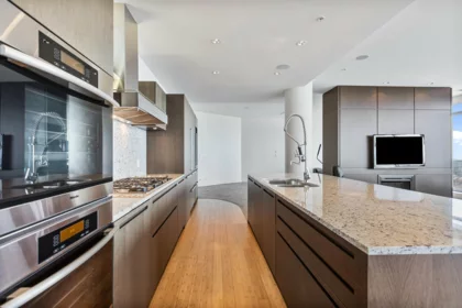 Breakfast Nook Photo of 5501 1128 W Georgia Street, Vancouver, BC