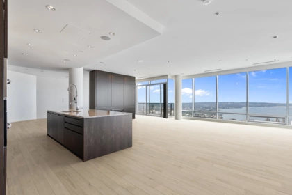 Entry Foyer Photo of 5501 1128 W Georgia Street, Vancouver, BC