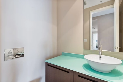 Laundry Room Photo of 5501 1128 W Georgia Street, Vancouver, BC