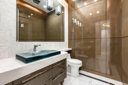 Hallway Photo of 6300 Riverdale Drive, Richmond, BC