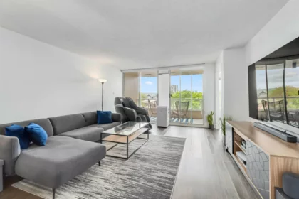 405 1045 Quayside Drive, New Westminster, BC, New Westminster — Apartment/Condo for sale