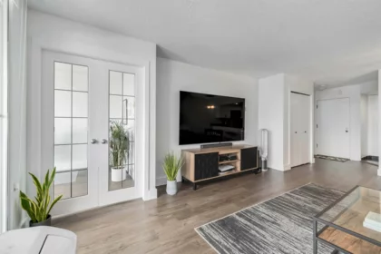 405 1045 Quayside Drive, New Westminster, BC, New Westminster — Apartment/Condo for sale