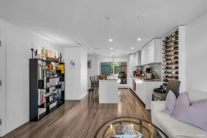 513 1283 Howe Street, Vancouver, BC
