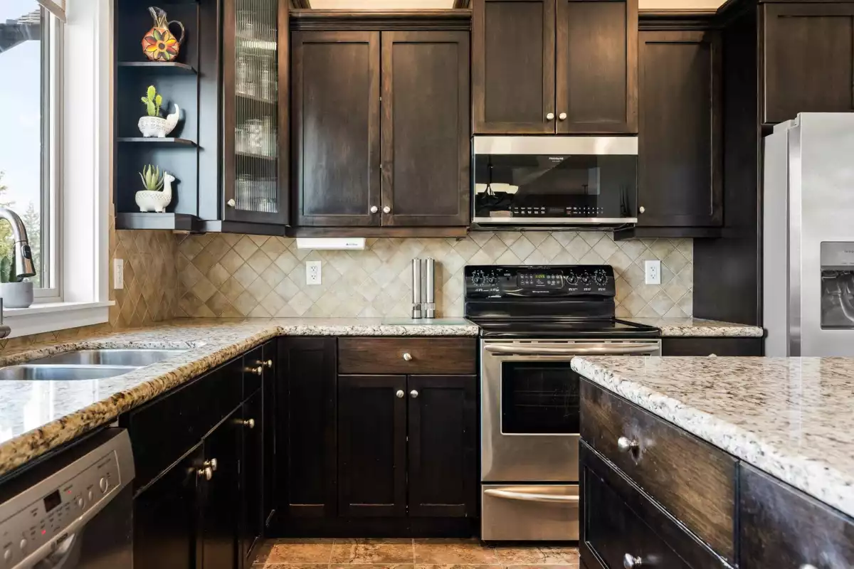 Guest Bathroom Photo of 29 43540 Alameda Drive, Chilliwack, BC