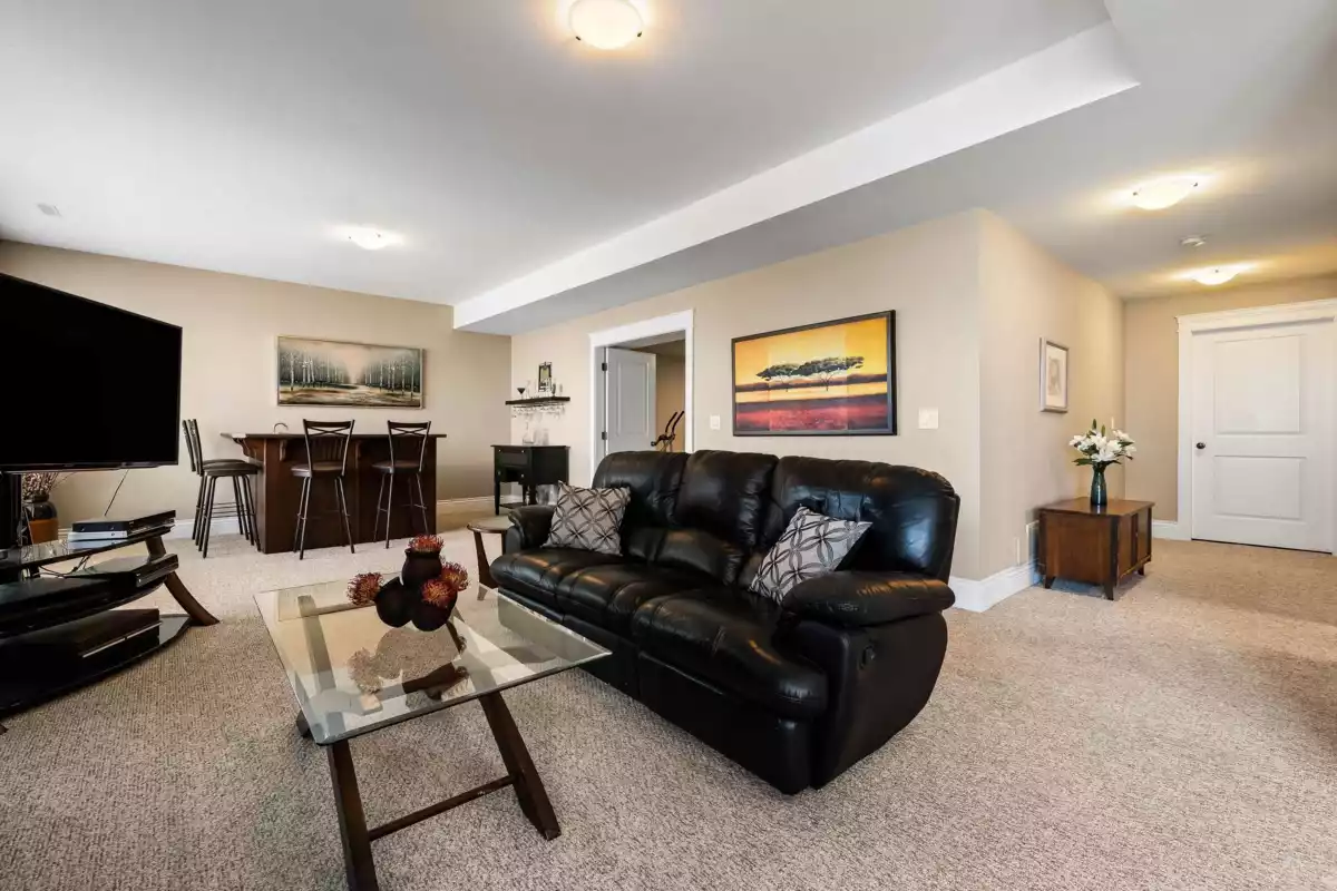 Hallway Photo of 29 43540 Alameda Drive, Chilliwack, BC