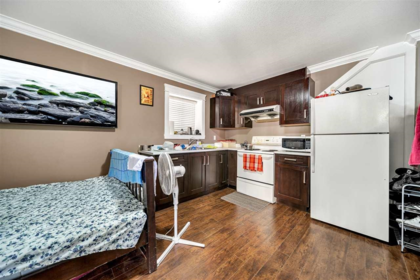 Mudroom Photo of 13837 60a Avenue, Surrey, BC