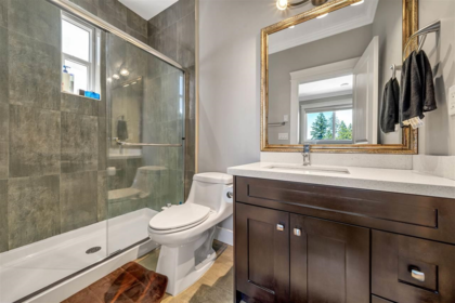 Powder Room Photo of 13837 60a Avenue, Surrey, BC