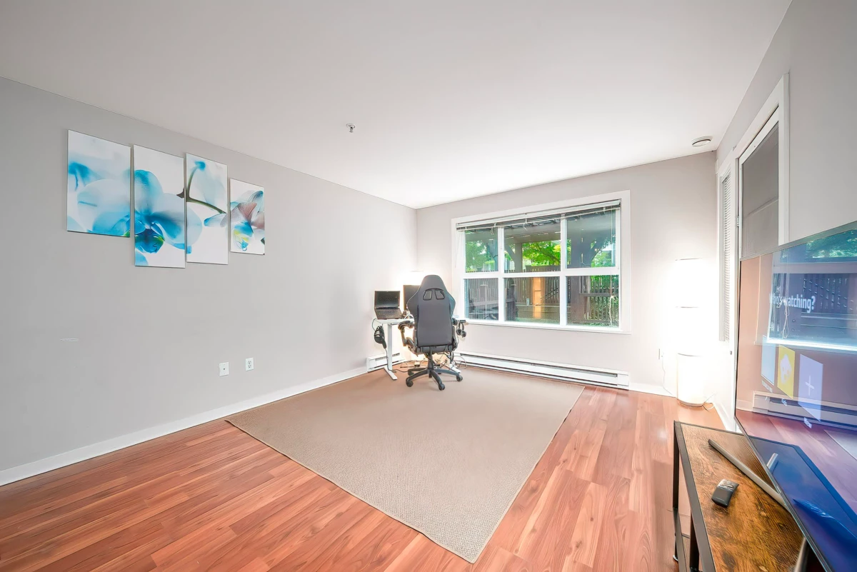 Primary Bathroom Photo of 106 5665 Irmin Street, Burnaby, BC