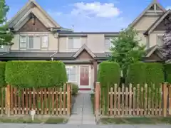 92 8737 161 Street, Surrey, BC