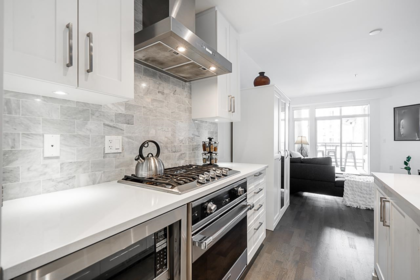 405 1420 Johnston Road, White Rock, BC, White Rock — Apartment/Condo for sale