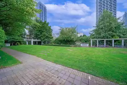 902 4333 Central Boulevard, Burnaby, BC, Burnaby — Apartment/Condo for sale