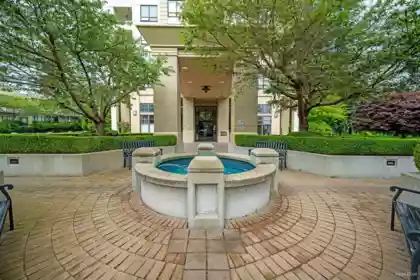 902 4333 Central Boulevard, Burnaby, BC, Burnaby — Apartment/Condo for sale