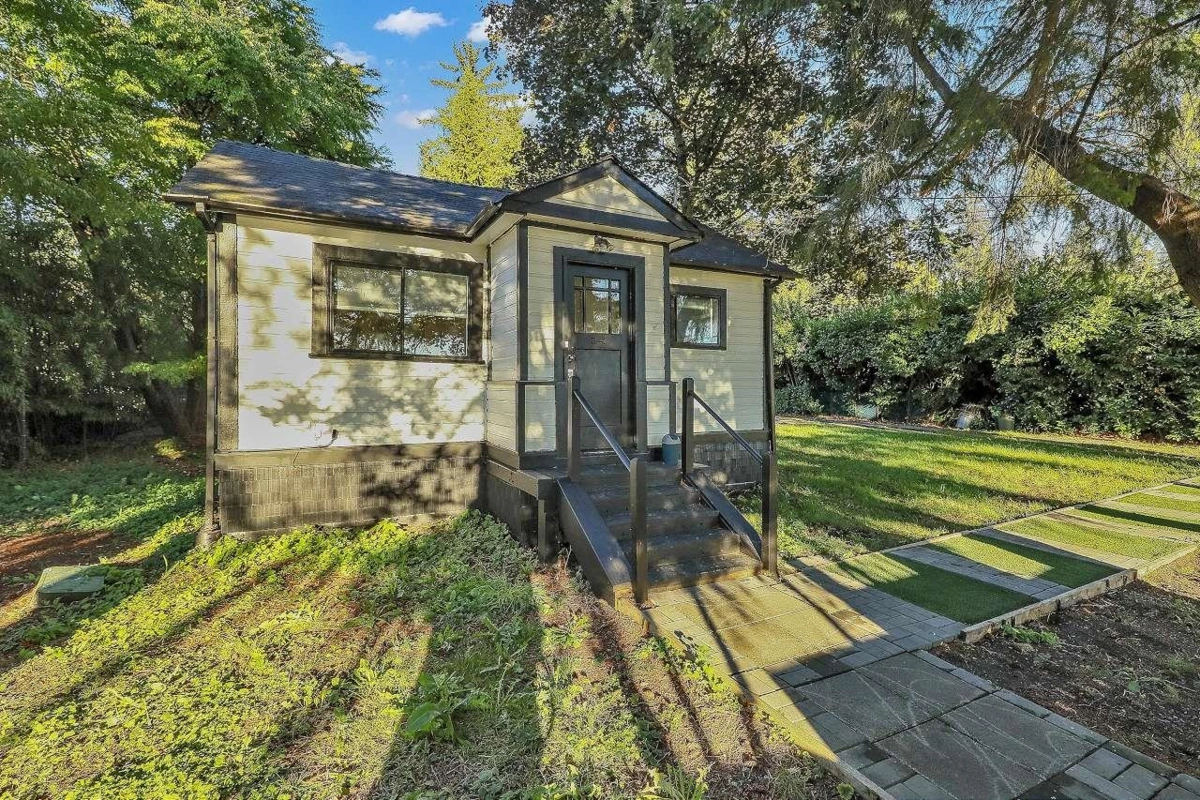 Community Amenities Photo (Clubhouse) of 7822 Willard Street, Burnaby, BC