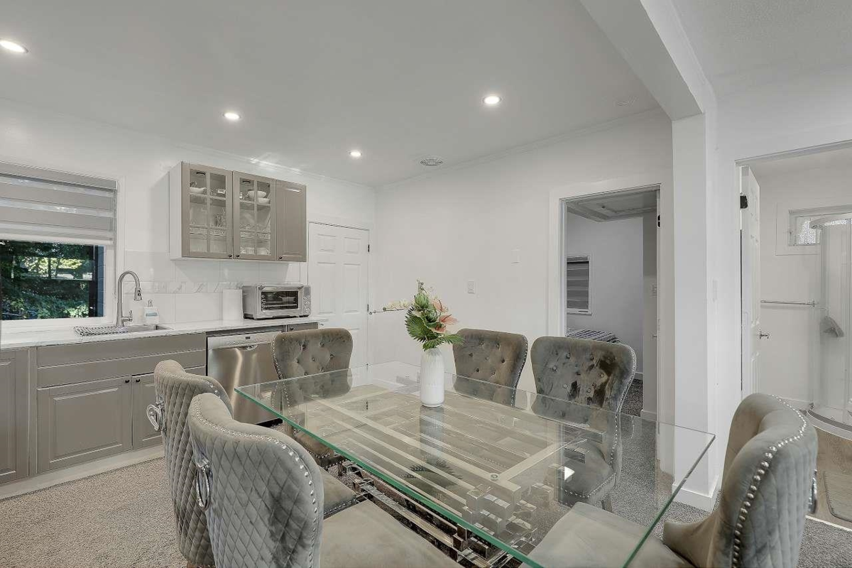 Dining Area Photo of 7822 Willard Street, Burnaby, BC