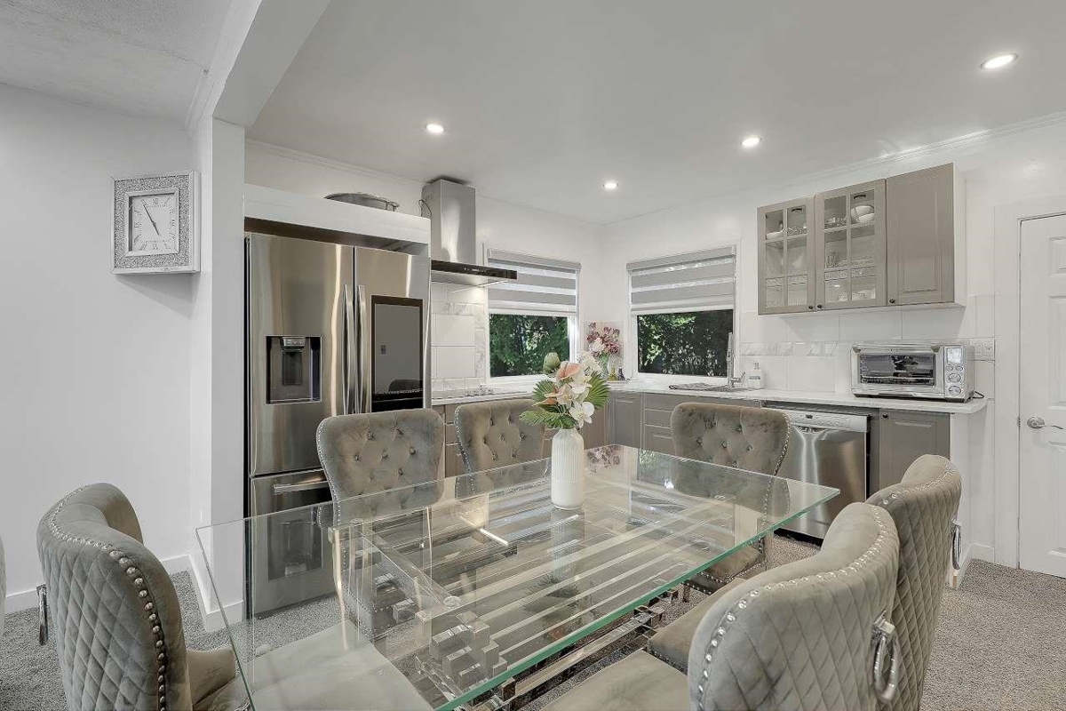 Family Room Photo of 7822 Willard Street, Burnaby, BC