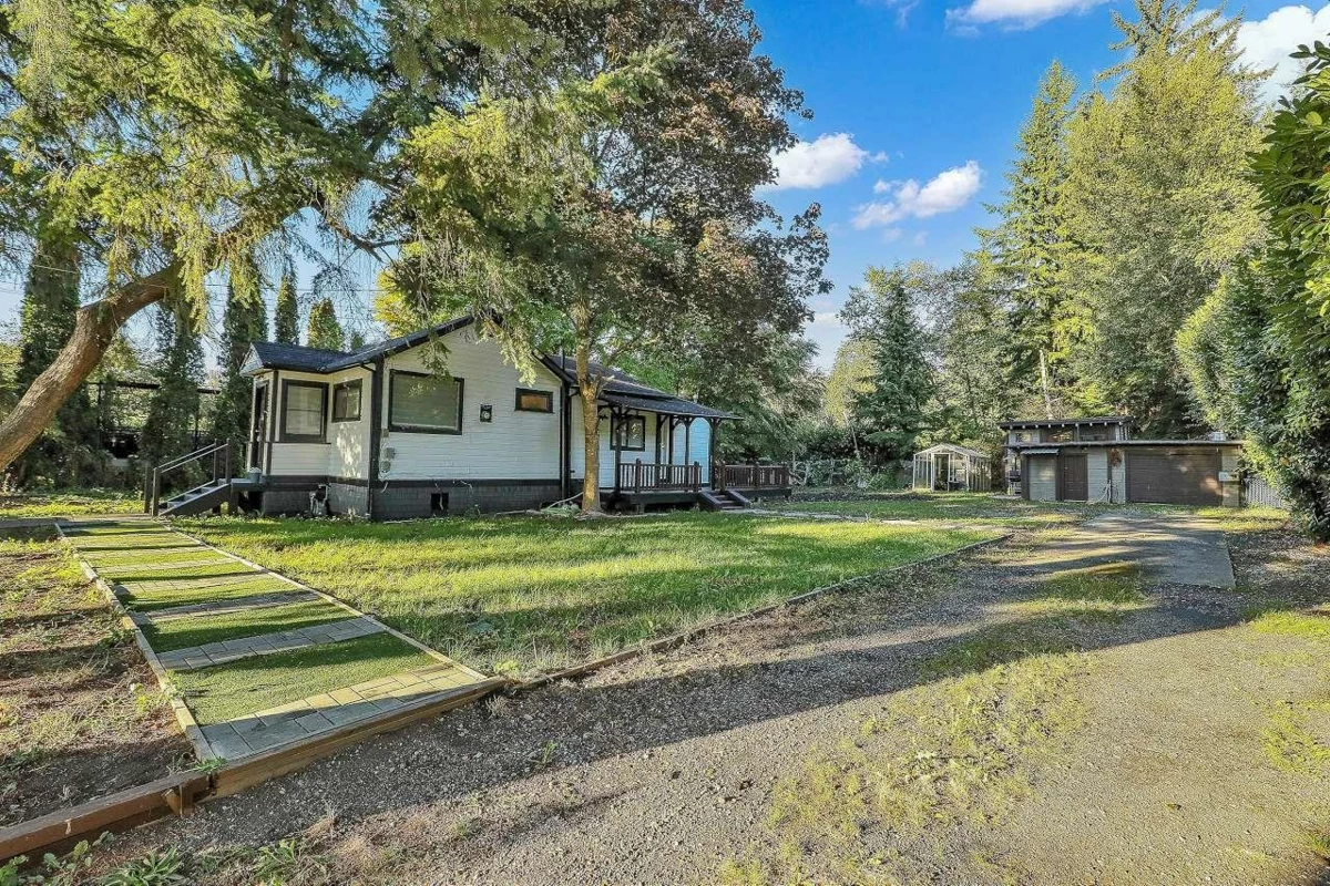 Front Yard Photo of 7822 Willard Street, Burnaby, BC