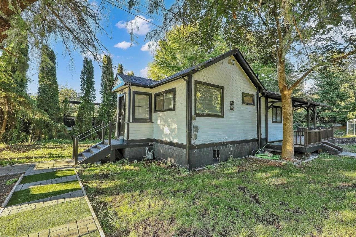 Garden / Landscaping Photo of 7822 Willard Street, Burnaby, BC