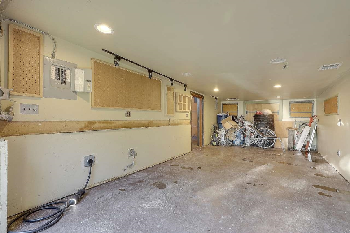 Laundry Room Photo of 7822 Willard Street, Burnaby, BC