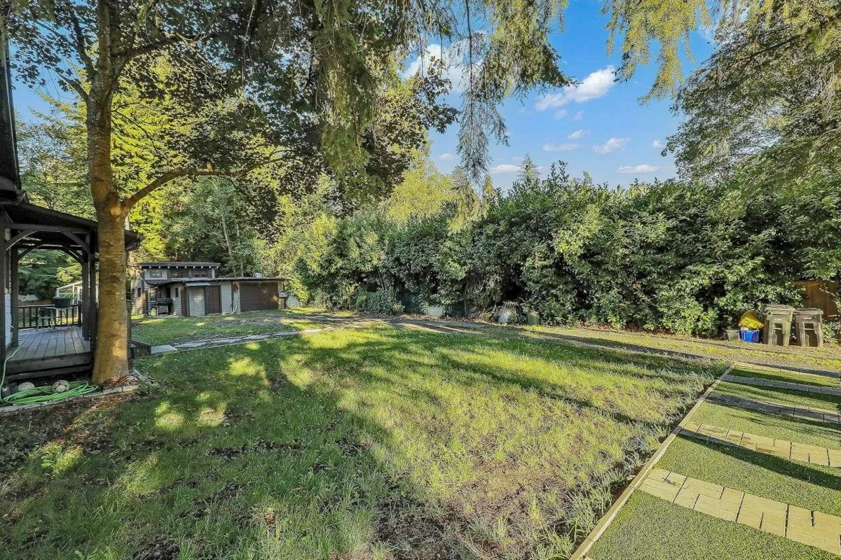 Swimming Pool Photo of 7822 Willard Street, Burnaby, BC