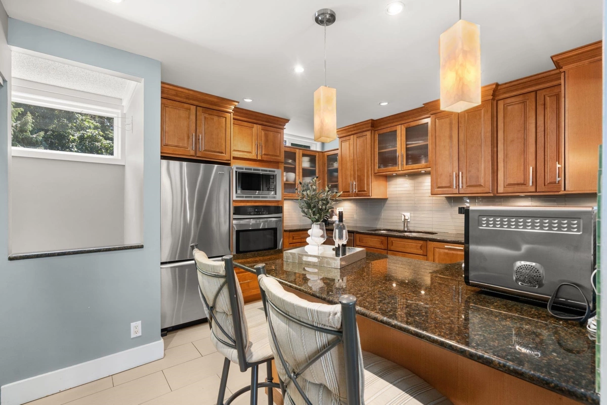 Dining Area Photo of 9 14025 Nico Wynd Place, Surrey, BC