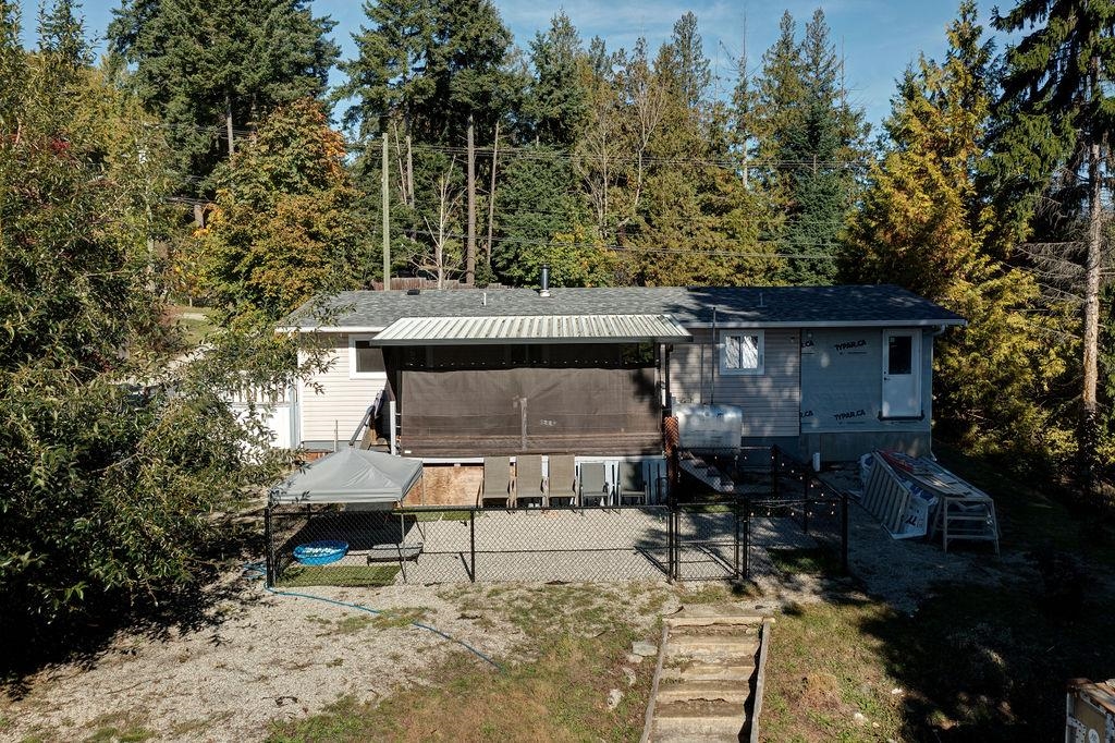 Garage Interior Photo of 6275 Norwest Bay Road, Sechelt, BC