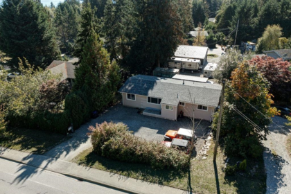 6275 Norwest Bay Road, Sechelt, BC, Sechelt — Single Family Residence for sale