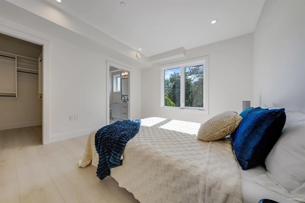 Bedroom 3 Photo of 3 7893 2nd Street, Burnaby, BC