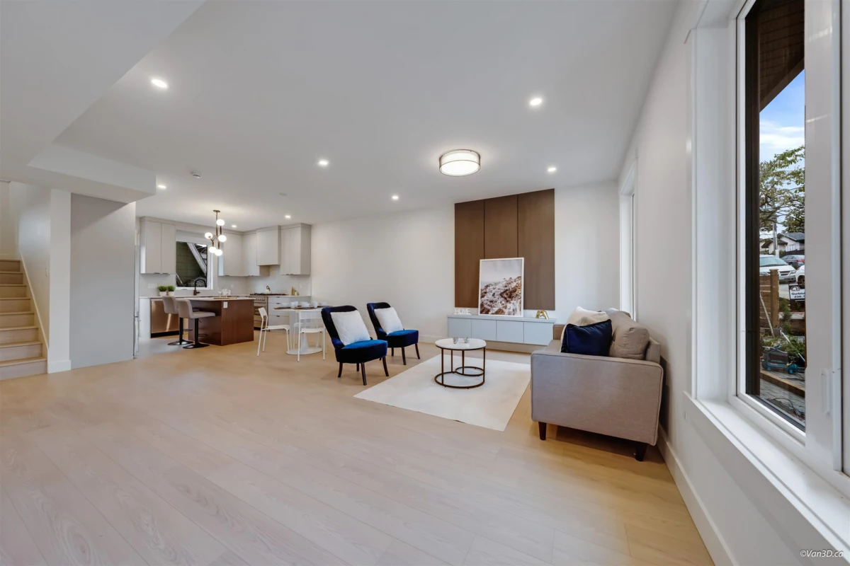 Exterior Front Photo of 3 7893 2nd Street, Burnaby, BC