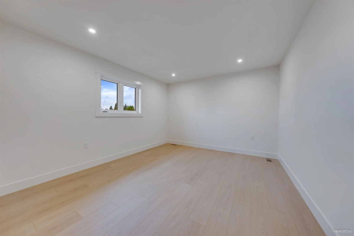 Powder Room Photo of 3 7893 2nd Street, Burnaby, BC