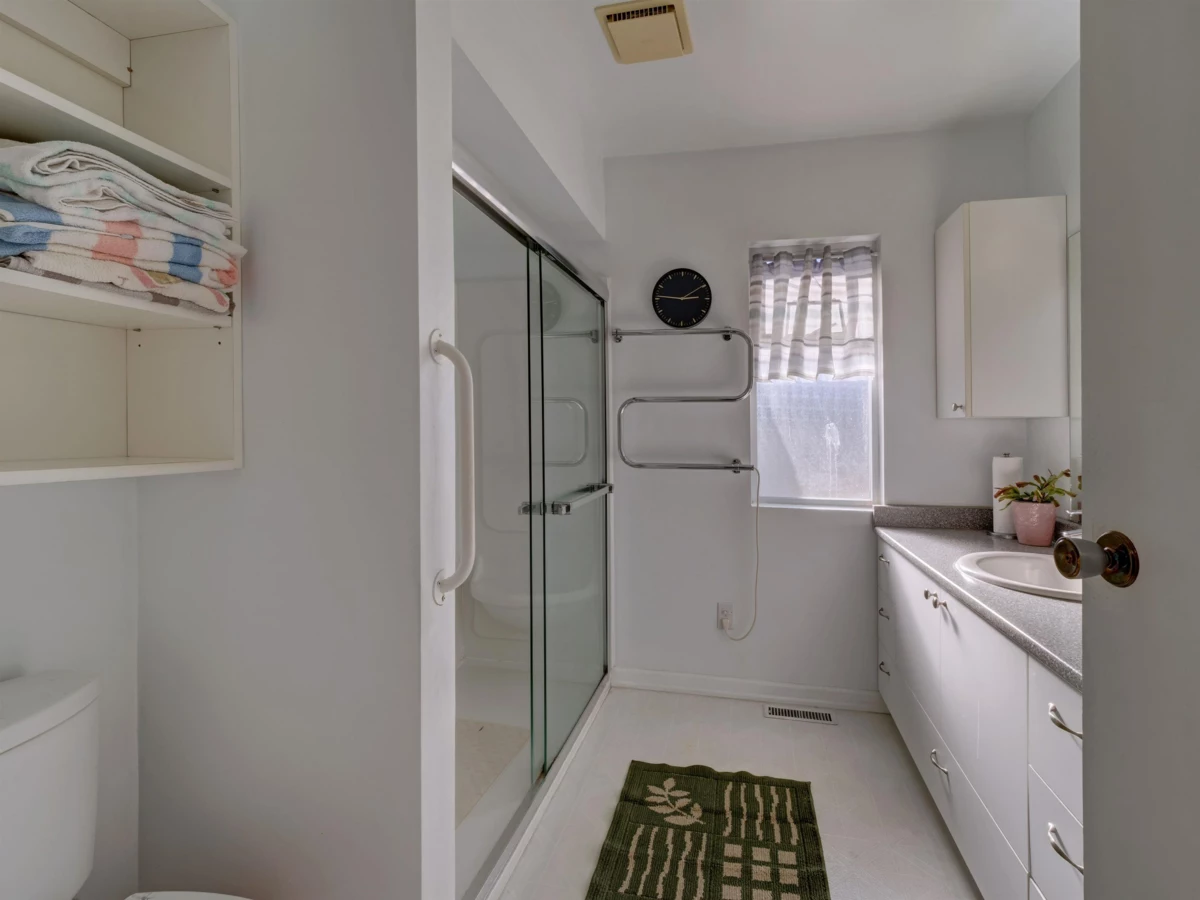 Hallway Photo of 4657 Whitaker Road, Sechelt, BC