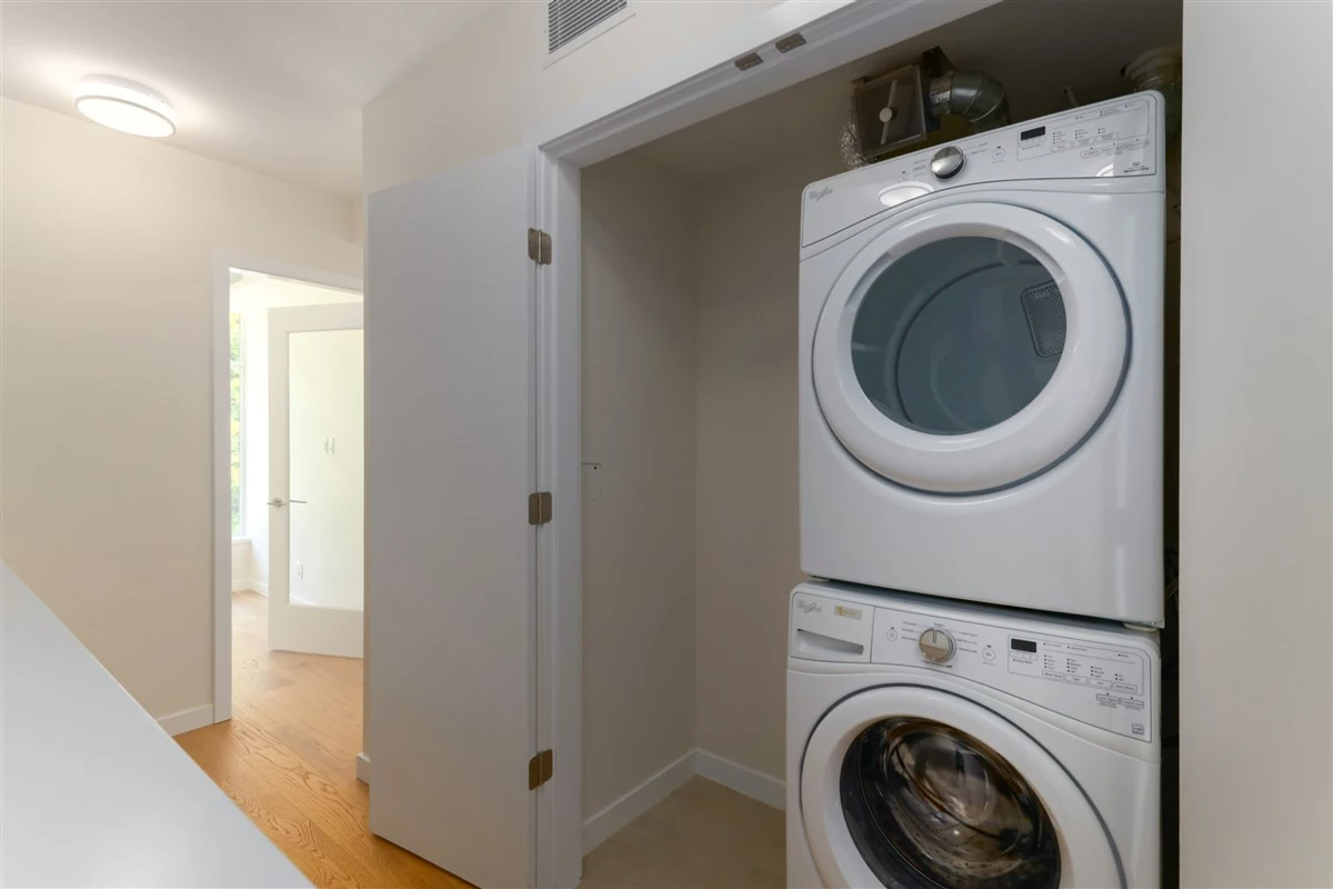 Garden / Landscaping Photo of 778 Arthur Erickson Place, West Vancouver, BC